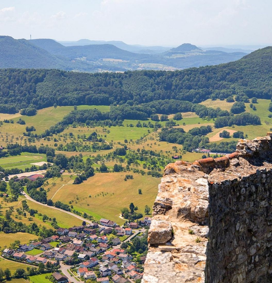 Hohenneuffen fortress ruins, exterior view